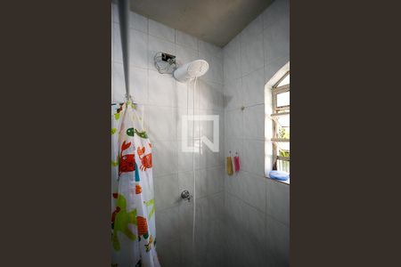 Casa à venda com 250m², 2 quartos e 2 vagas Casa à venda com 250m², 2 quartos e 2 vagasBanheiro