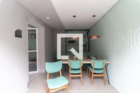 Apartamento para alugar com 55m², 2 quartos e 1 vagaSala de Reunião 