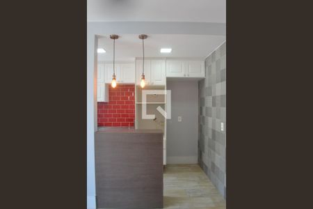 Apartamento para alugar com 56m², 2 quartos e 1 vaga Apartamento para alugar com 56m², 2 quartos e 1 vagaCozinha e Área de Serviço