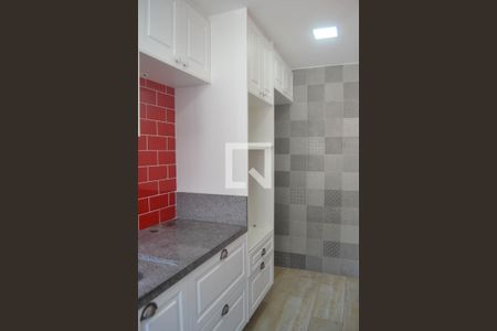 Apartamento para alugar com 56m², 2 quartos e 1 vaga Apartamento para alugar com 56m², 2 quartos e 1 vagaCozinha e Área de Serviço