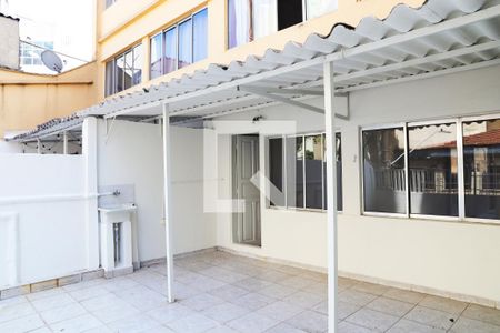 Apartamento para alugar com 80m², 2 quartos e sem vagaÁrea de Serviço