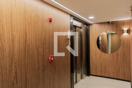 Studio à venda com 52m², 1 quarto e sem vaga Studio à venda com 52m², 1 quarto e sem vagaElevador