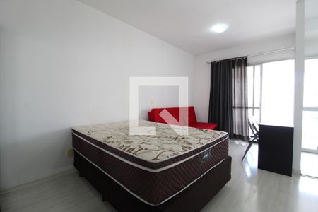 Sala/Quarto de kitnet/studio para alugar com 1 quarto, 39m² em Indianópolis, São Paulo