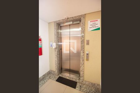 Apartamento para alugar com 45m², 2 quartos e 1 vagaElevadores