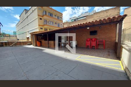 Apartamento para alugar com 90m², 2 quartos e 1 vagaÁrea comum