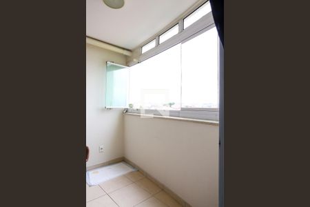 Varanda da Sala de apartamento à venda com 3 quartos, 72m² em Parque Jaçatuba, Santo André
