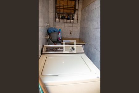 Casa à venda com 101m², 3 quartos e 2 vagasÁrea de Serviço