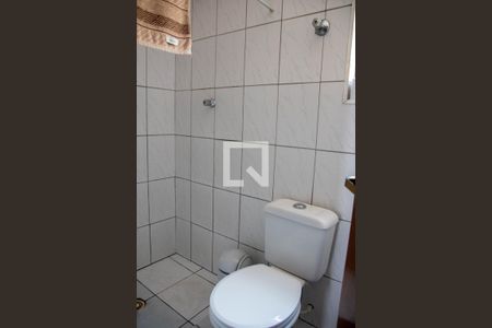 Casa à venda com 101m², 3 quartos e 2 vagasBanheiro 1