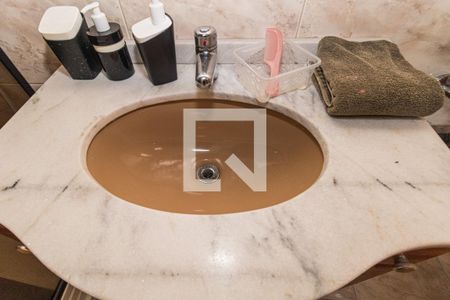 Casa à venda com 380m², 4 quartos e 3 vagasBanheiro da Suíte 3