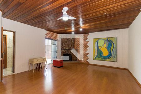 Casa à venda com 380m², 4 quartos e 3 vagasQuarto 2 Suite