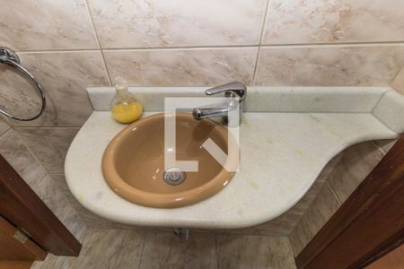 Casa à venda com 380m², 4 quartos e 3 vagasBanheiro da Suíte 2