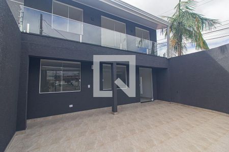 Casa para alugar com 130m², 3 quartos e 2 vagas Casa para alugar com 130m², 3 quartos e 2 vagasÁrea externa