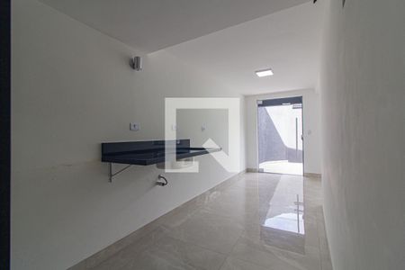 Casa para alugar com 130m², 3 quartos e 2 vagas Casa para alugar com 130m², 3 quartos e 2 vagasCozinha