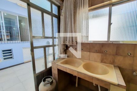 Casa à venda com 400m², 5 quartos e 2 vagasEdícula - Cozinha