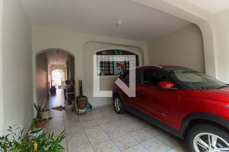 Casa à venda com 300m², 5 quartos e 2 vagas Casa à venda com 300m², 5 quartos e 2 vagasGaragem