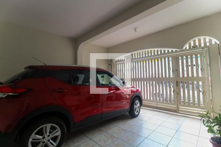 Casa à venda com 300m², 5 quartos e 2 vagas Casa à venda com 300m², 5 quartos e 2 vagasGaragem