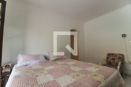 Casa à venda com 300m², 5 quartos e 2 vagas Casa à venda com 300m², 5 quartos e 2 vagasSuíte