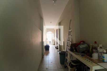 Casa à venda com 300m², 5 quartos e 2 vagas Casa à venda com 300m², 5 quartos e 2 vagasCorredor Externo