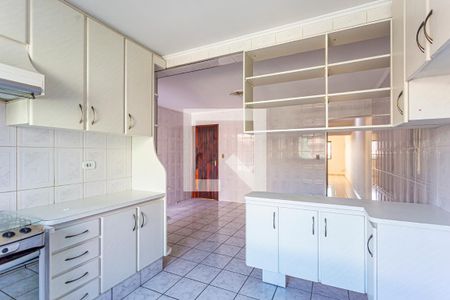 Casa à venda com 220m², 4 quartos e 4 vagasCozinha