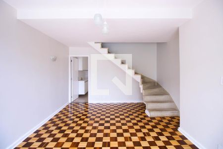 Sala de casa à venda com 4 quartos, 147m² em Vila Madalena, São Paulo