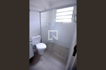Casa para alugar com 160m², 4 quartos e 1 vaga Casa para alugar com 160m², 4 quartos e 1 vagaBanheiro da Suíte
