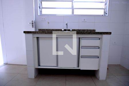 Casa para alugar com 160m², 4 quartos e 1 vaga Casa para alugar com 160m², 4 quartos e 1 vagaDetalhe da cozinha