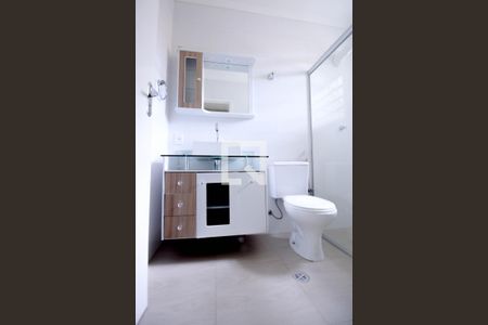 Casa para alugar com 160m², 4 quartos e 1 vaga Casa para alugar com 160m², 4 quartos e 1 vagaBanheiro da Suíte
