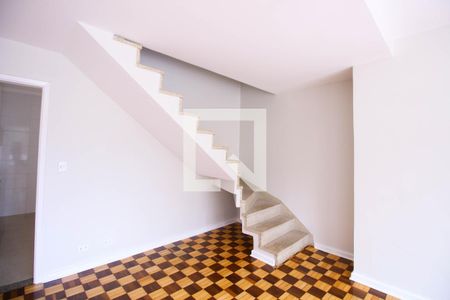 Sala de casa à venda com 4 quartos, 147m² em Vila Madalena, São Paulo