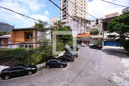 Casa para alugar com 160m², 4 quartos e 1 vaga Casa para alugar com 160m², 4 quartos e 1 vagaVista