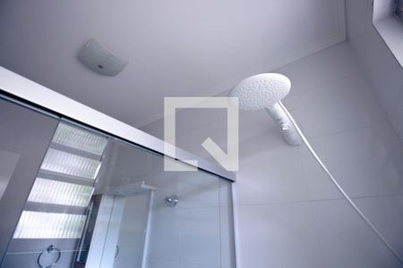 Casa para alugar com 160m², 4 quartos e 1 vaga Casa para alugar com 160m², 4 quartos e 1 vagaChuveiro