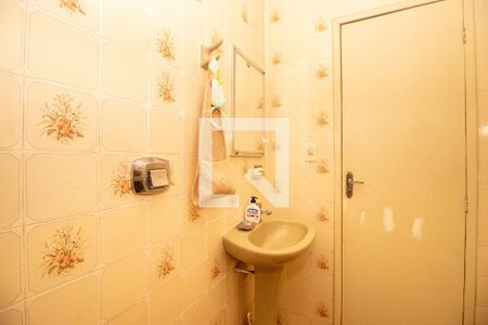 Casa à venda com 150m², 3 quartos e 2 vagasBanheiro