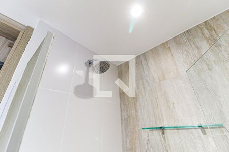 Apartamento à venda com 55m², 2 quartos e 1 vaga Apartamento à venda com 55m², 2 quartos e 1 vagaBanheiro