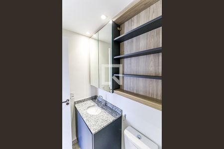 Apartamento à venda com 55m², 2 quartos e 1 vaga Apartamento à venda com 55m², 2 quartos e 1 vagaBanheiro