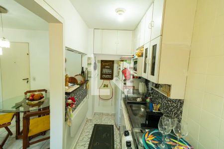 Apartamento à venda com 48m², 2 quartos e 1 vagaCozinha