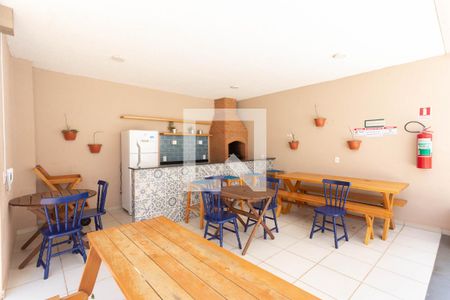 Apartamento à venda com 42m², 2 quartos e 1 vaga Apartamento à venda com 42m², 2 quartos e 1 vagaÁrea comum - Churrasqueira