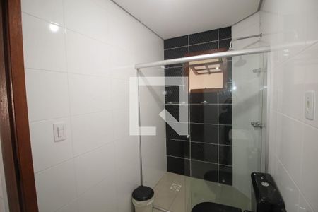Casa à venda com 240m², 3 quartos e 2 vagas Casa à venda com 240m², 3 quartos e 2 vagasBanheiro