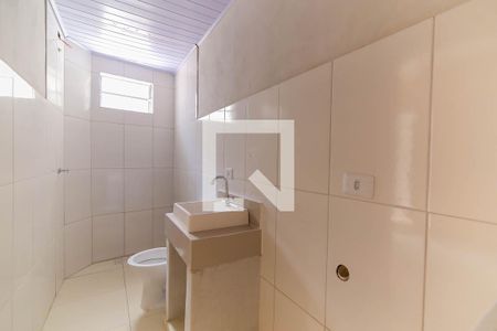 Banheiro de kitnet/studio para alugar com 1 quarto, 14m² em Vila Sonia, São Paulo