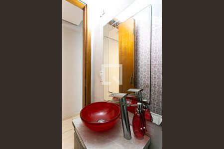 Lavabo de casa de condomínio para alugar com 2 quartos, 60m² em Vila Carrão, São Paulo