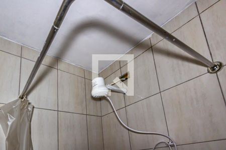 Banheiro de apartamento para alugar com 1 quarto, 34m² em República, São Paulo