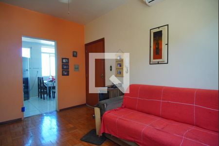 Sala de apartamento à venda com 3 quartos, 69m² em São Sebastião, Porto Alegre