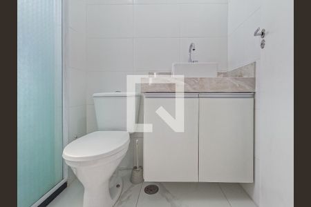 Banheiro de apartamento para alugar com 2 quartos, 42m² em Brasilândia, São Paulo
