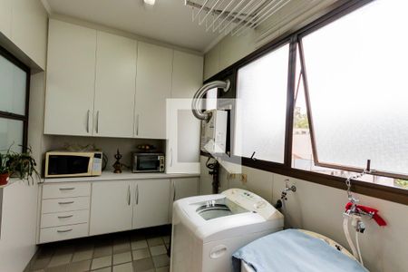 Apartamento para alugar com 156m², 3 quartos e 2 vagasÁrea de Serviço