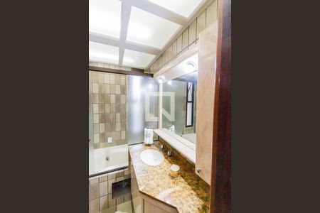 Apartamento para alugar com 156m², 3 quartos e 2 vagasBanheiro da Suíte