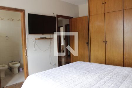 Casa à venda com 356m², 4 quartos e 4 vagasSuite 1