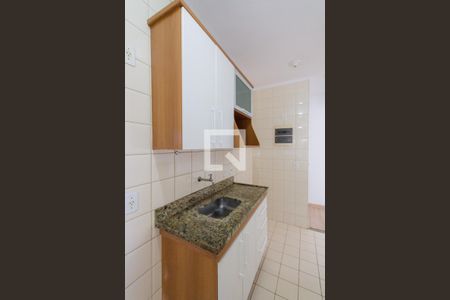 Apartamento à venda com 80m², 3 quartos e 1 vaga Apartamento à venda com 80m², 3 quartos e 1 vagaCozinha e Área de Serviço