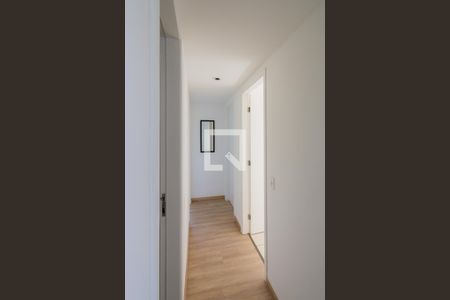 Corredor de apartamento para alugar com 3 quartos, 80m² em Jacarepaguá, Rio de Janeiro