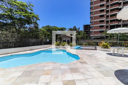 Apartamento à venda com 80m², 3 quartos e 1 vaga Apartamento à venda com 80m², 3 quartos e 1 vagaPiscina