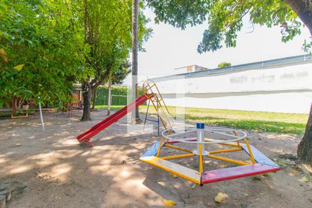 Apartamento à venda com 97m², 2 quartos e 1 vaga Apartamento à venda com 97m², 2 quartos e 1 vagaÁrea Comum - Playground