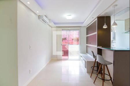 Sala de apartamento para alugar com 3 quartos, 110m² em Tristeza, Porto Alegre
