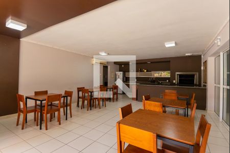 Apartamento para alugar com 98m², 3 quartos e 1 vaga Apartamento para alugar com 98m², 3 quartos e 1 vagaÁrea comum - Salão de festas